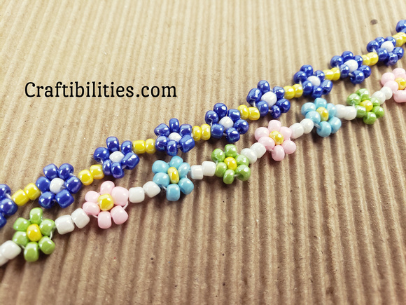 How to Make a Flower With Seed Beads