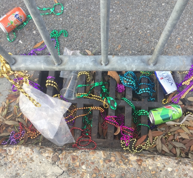How to Keep Mardi Gras Beads from Tangling