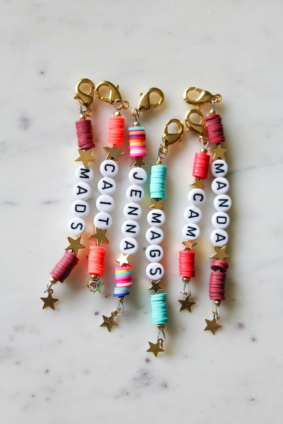 How to Make Beaded Keychains With Names